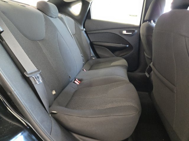 Used 2014 Dodge Dart SE w/ Convenience Group FWD image 6
