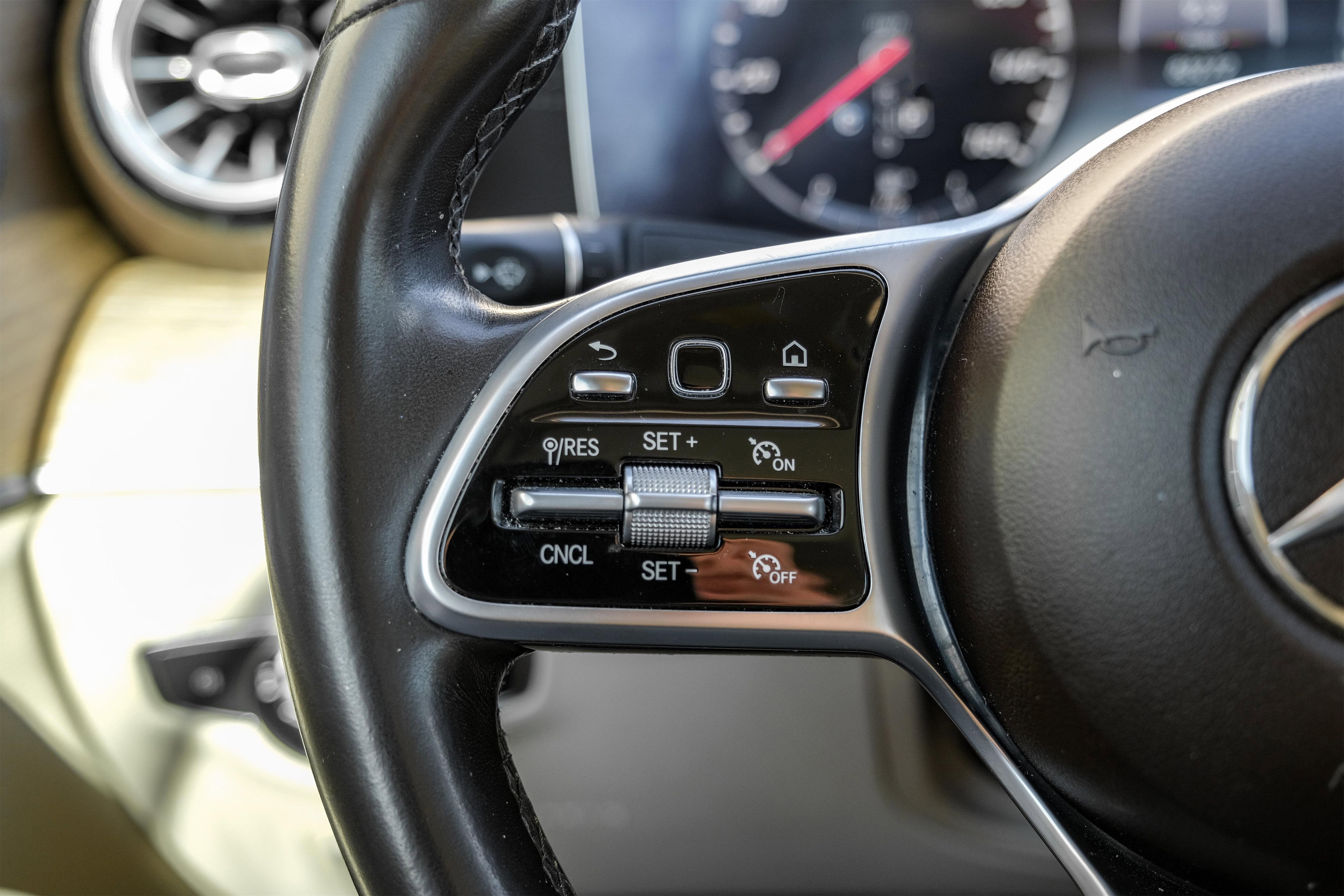 Used 2019 Mercedes-Benz E 450 Coupe w/ AMG Line Package image 14