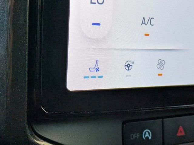 Certified 2024 Ford Expedition Limited image 34