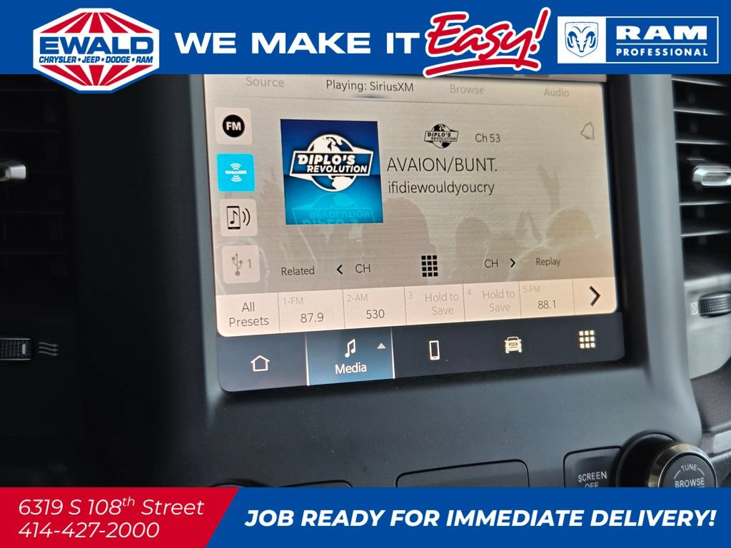 New 2024 RAM 2500 Tradesman w/ Chrome Appearance Group AWD/4WD image 4