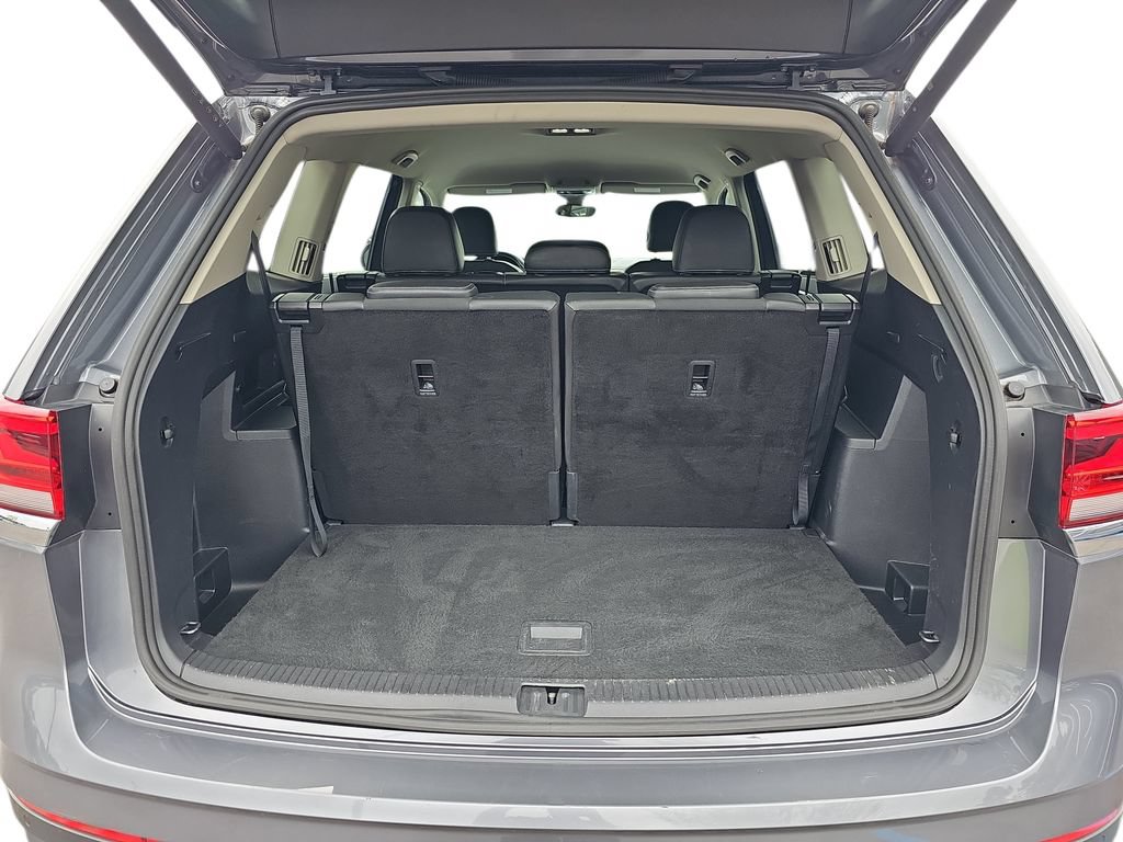 Used 2025 Volkswagen Atlas SE FWD image 29