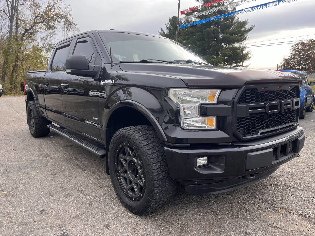 Used 2015 Ford F150 XLT w/ Equipment Group 302A Luxury image 3