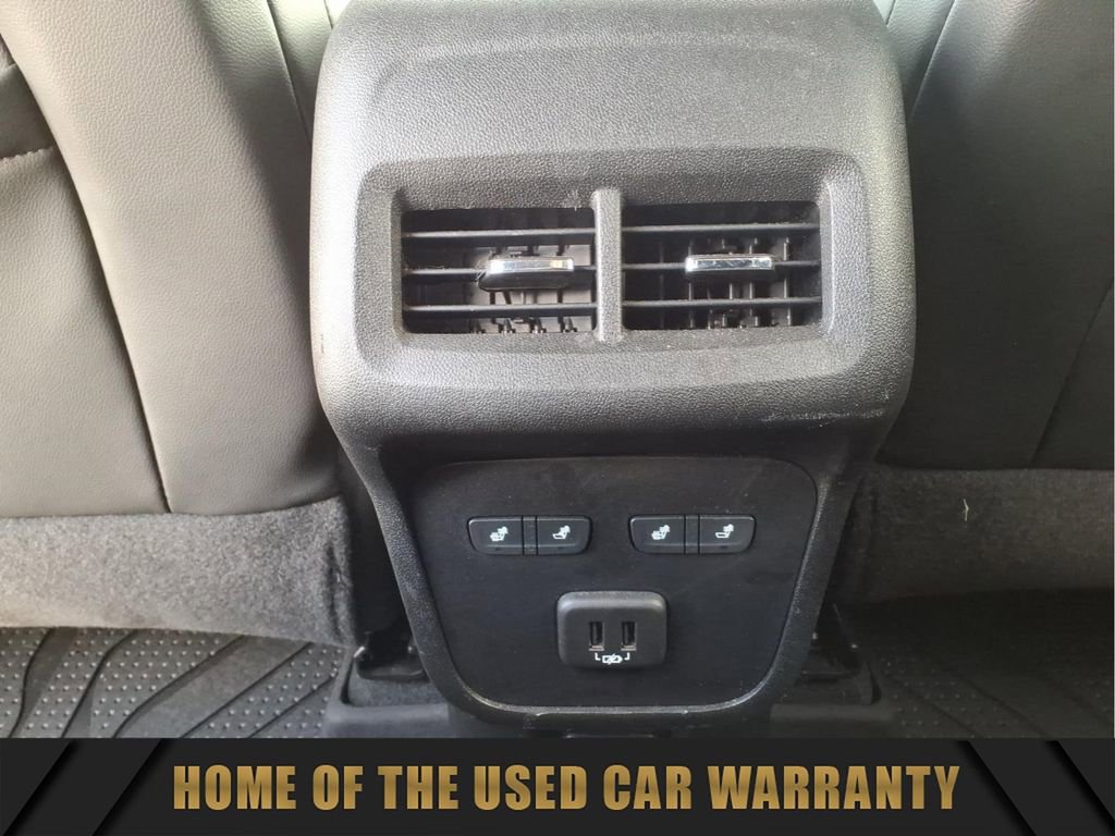 Used 2020 Chevrolet Equinox Premier image 30