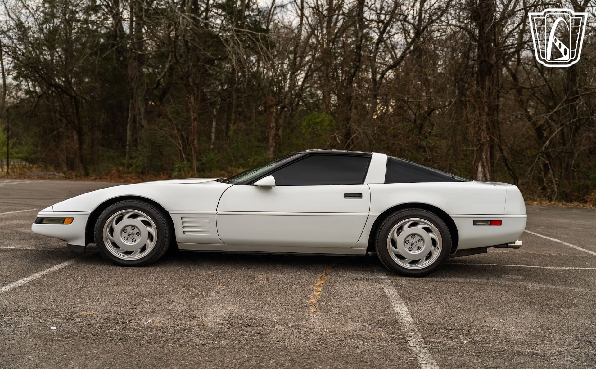 Used 1991 Chevrolet Corvette Coupe image 9