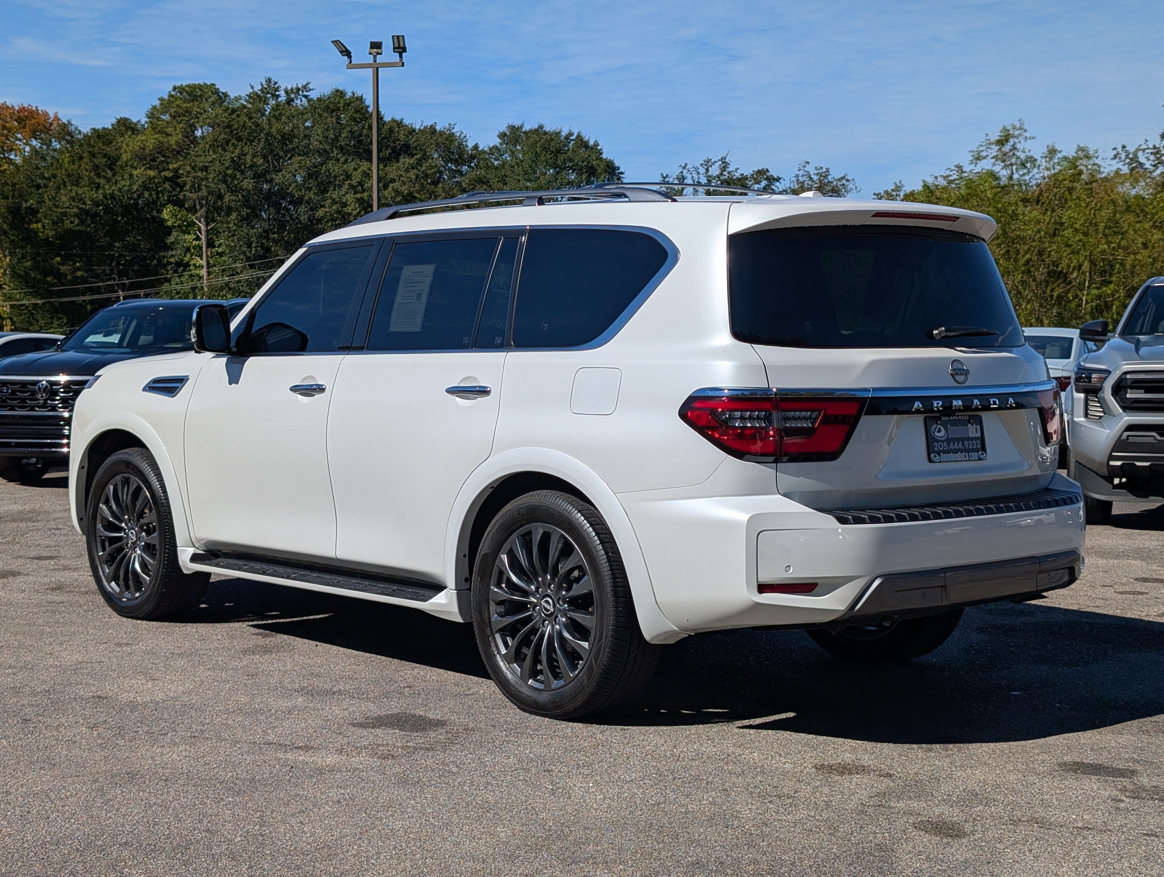 Used 2023 Nissan Armada Platinum w/ Cargo Package AWD/4WD image 7