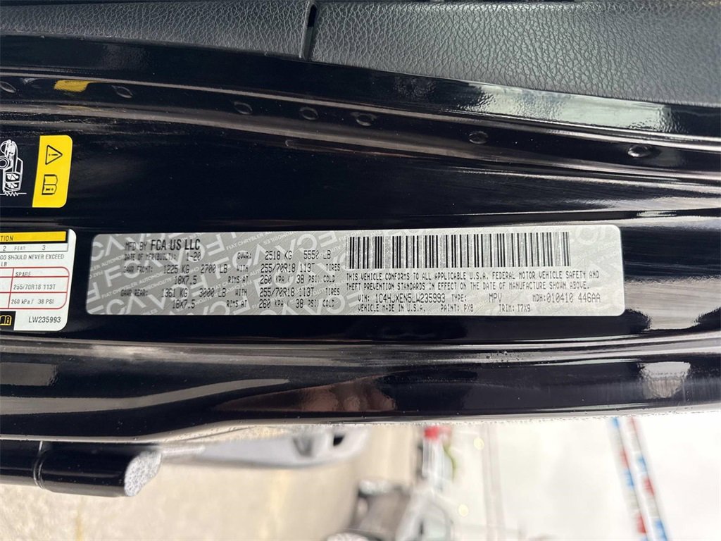 Used 2020 Jeep Wrangler Unlimited Sahara image 31