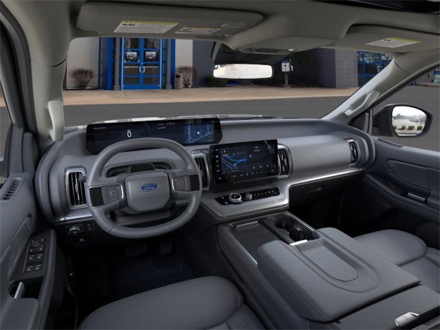 New 2025 Ford Expedition Max Active image 9