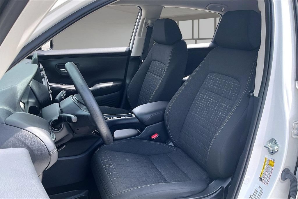 Certified 2025 Honda HR-V LX image 20