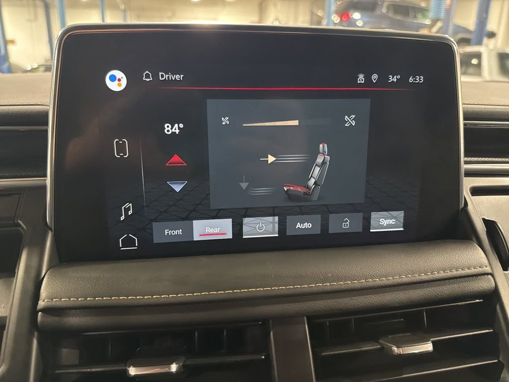 Used 2022 GMC Yukon XL SLT w/ SLT Luxury Package image 25