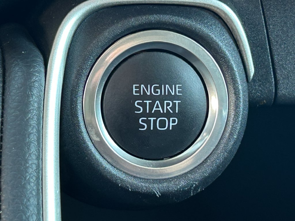 Used 2025 Toyota Grand Highlander AWD image 17