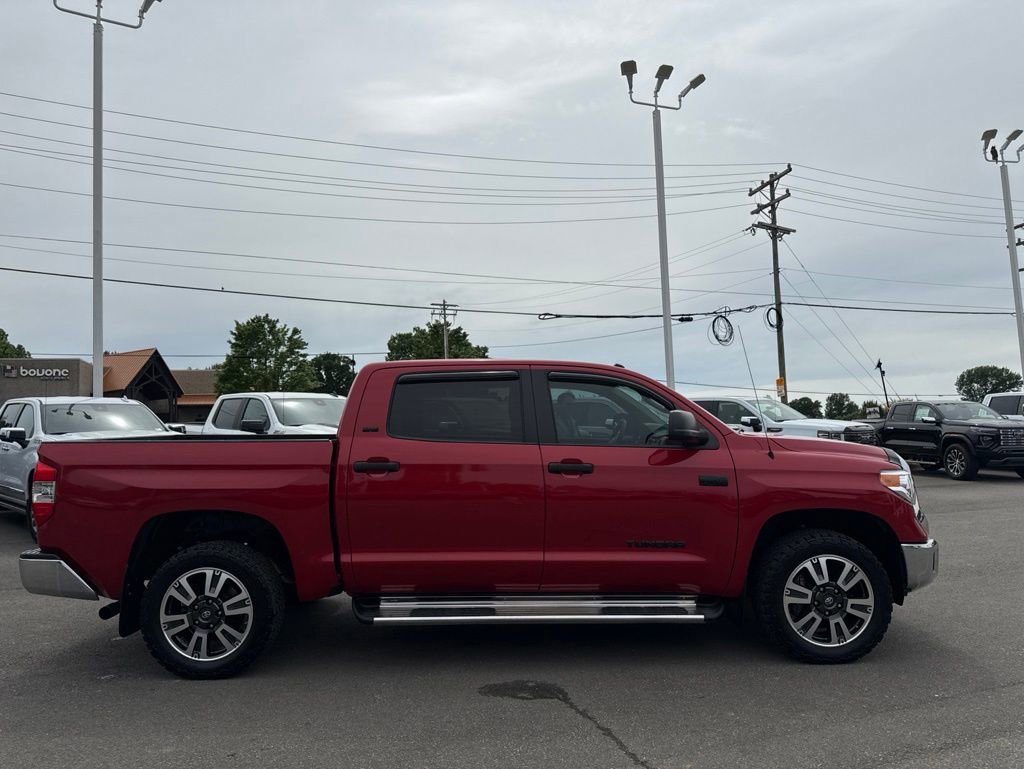 Used 2017 Toyota Tundra SR5 w/ SR5 Upgrade Package AWD/4WD image 6