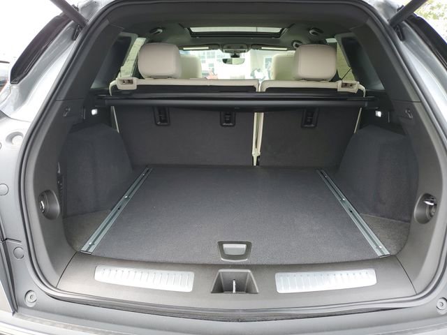 New 2025 Cadillac XT5 Sportv w/ Technology Package image 8