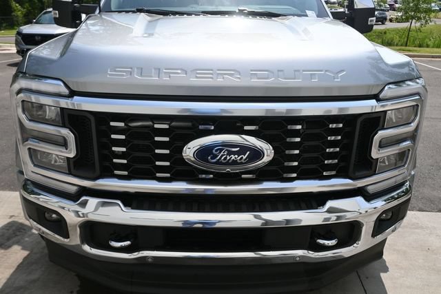 Used 2024 Ford F450 Lariat w/ Lariat Ultimate Package AWD/4WD image 9