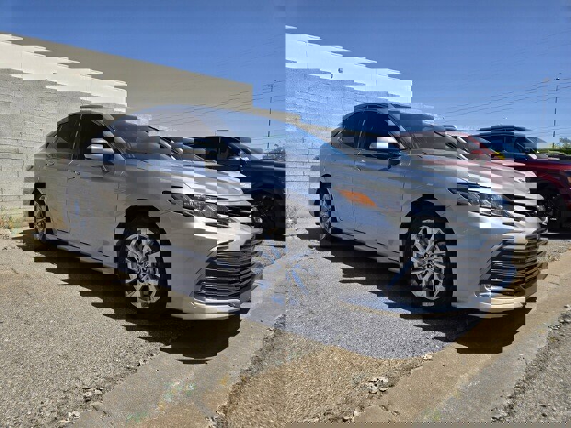 Used 2023 Toyota Camry LE FWD image 2