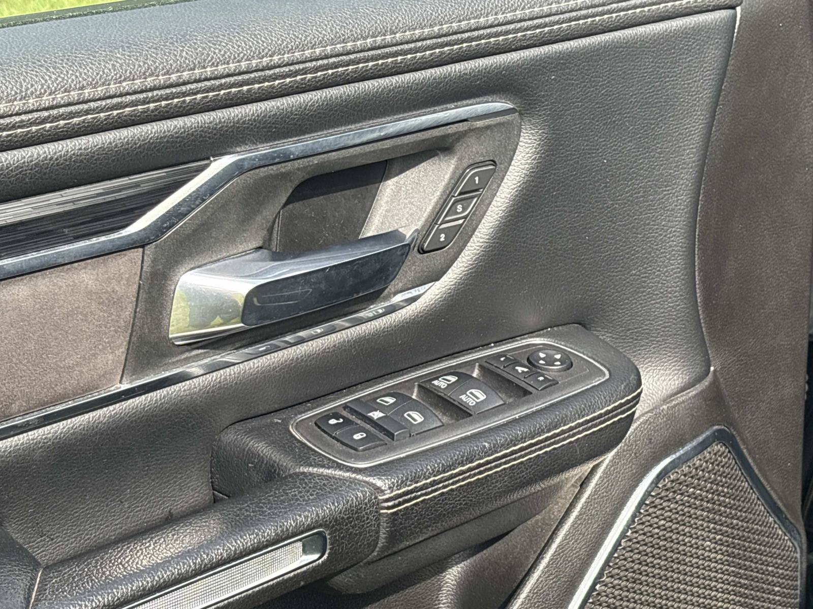 Certified 2024 RAM 1500 Laramie AWD/4WD image 18