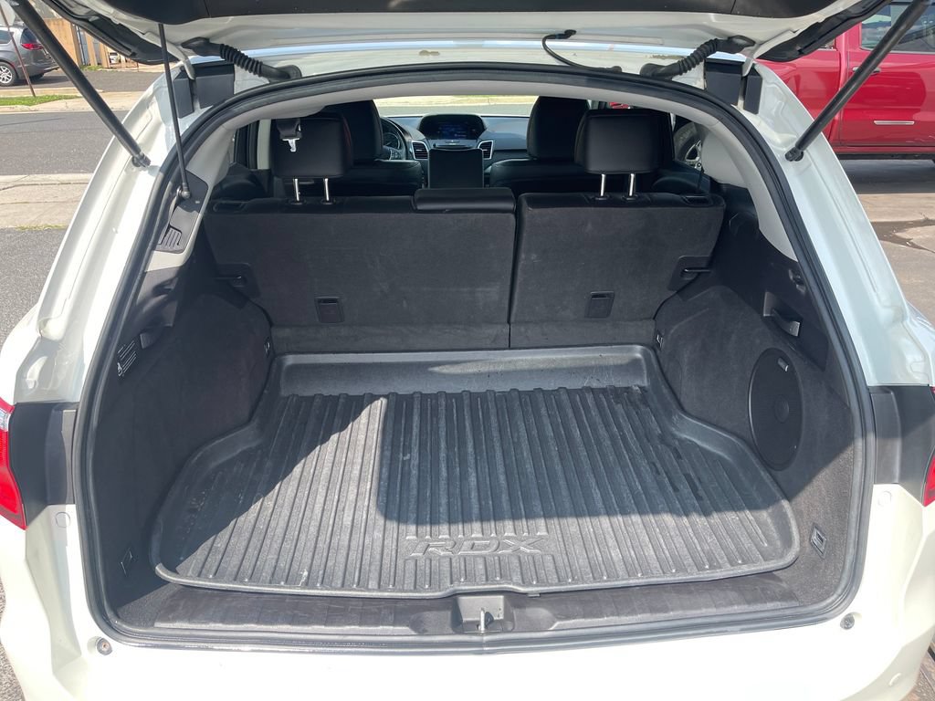 Used 2017 Acura RDX w/ Advance Package AWD/4WD image 17