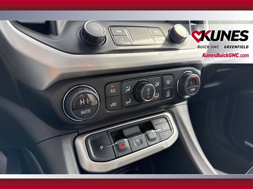 Used 2023 GMC Acadia SLT image 23