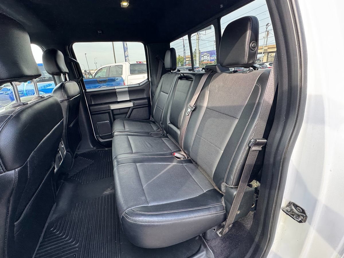 Used 2015 Ford F150 Lariat w/ Equipment Group 501A Mid AWD/4WD image 31