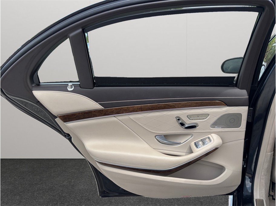Used 2015 Mercedes-Benz S 63 AMG 4MATIC Sedan image 42