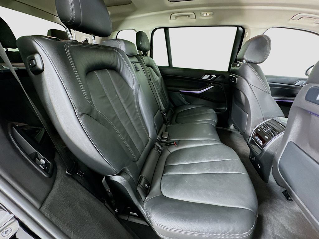 Used 2022 BMW X7 xDrive40i w/ Premium Package AWD/4WD image 30