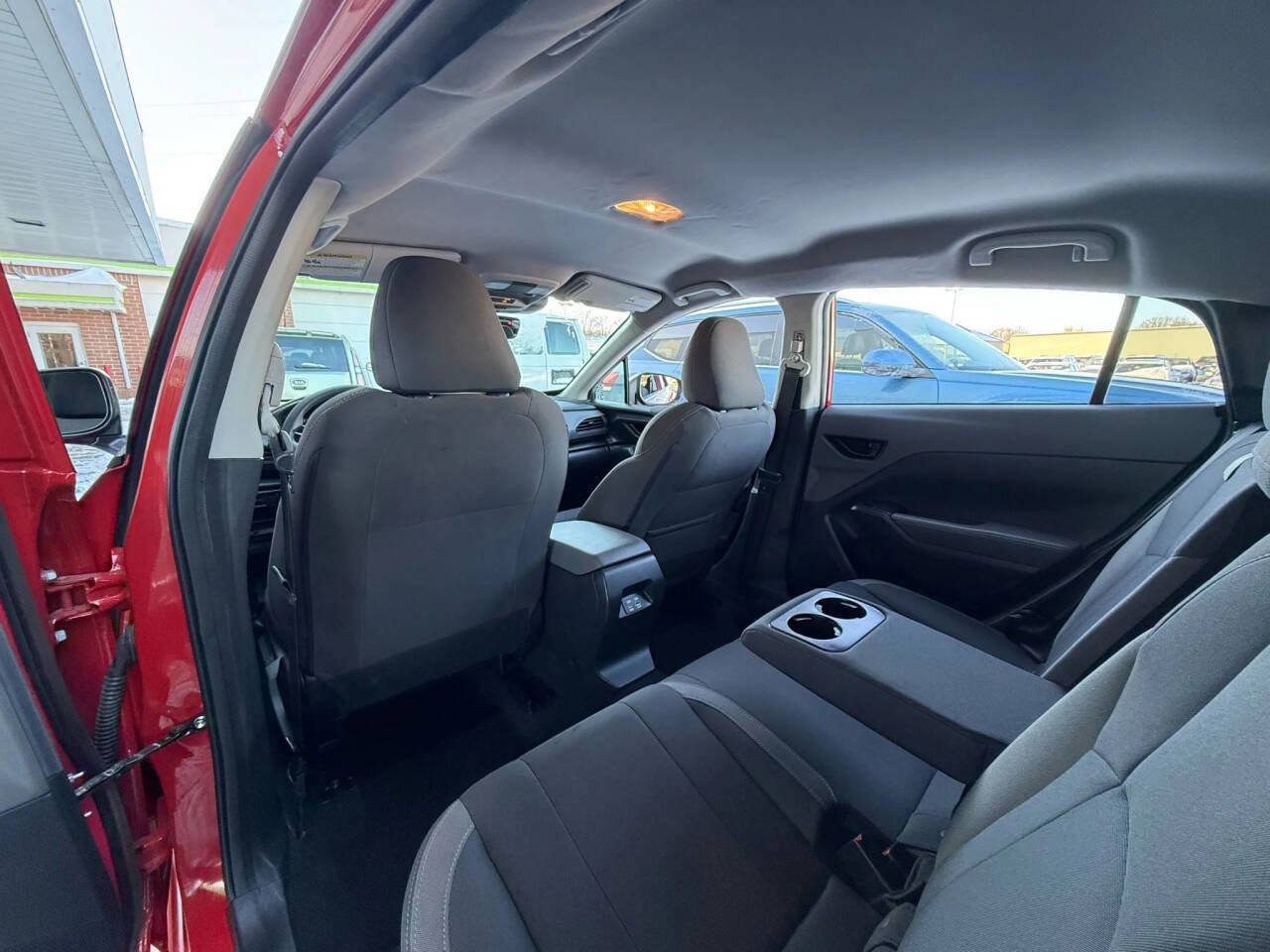 Used 2025 Subaru Crosstrek 2.0i Premium image 19