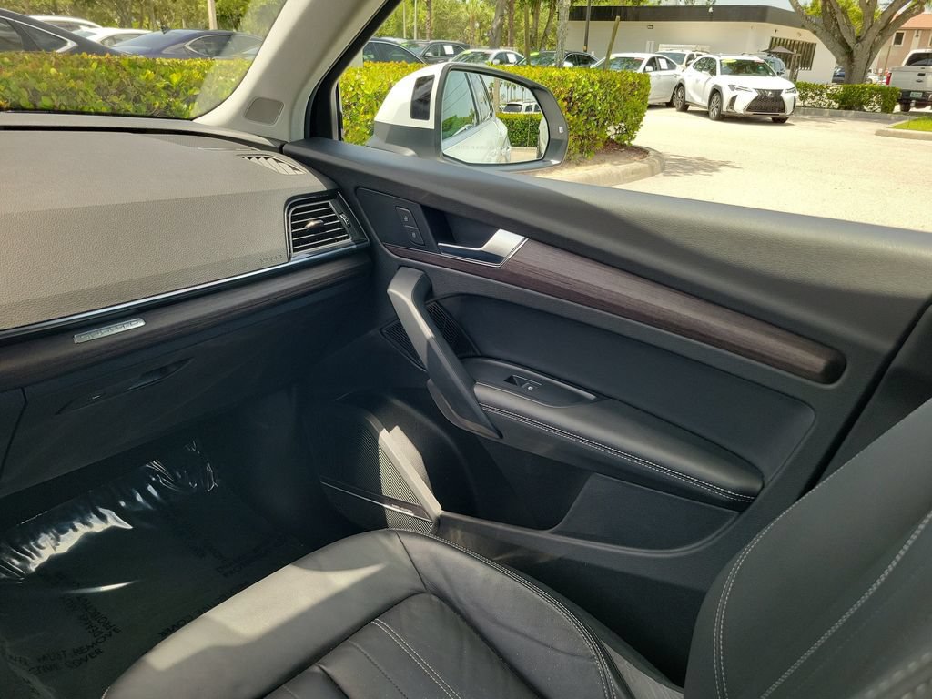 Used 2021 Audi Q5 2.0T Premium Plus AWD/4WD image 14