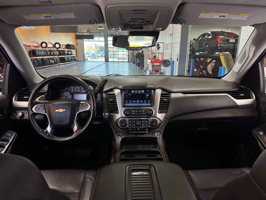 Used 2020 Chevrolet Tahoe Premier AWD/4WD image 14