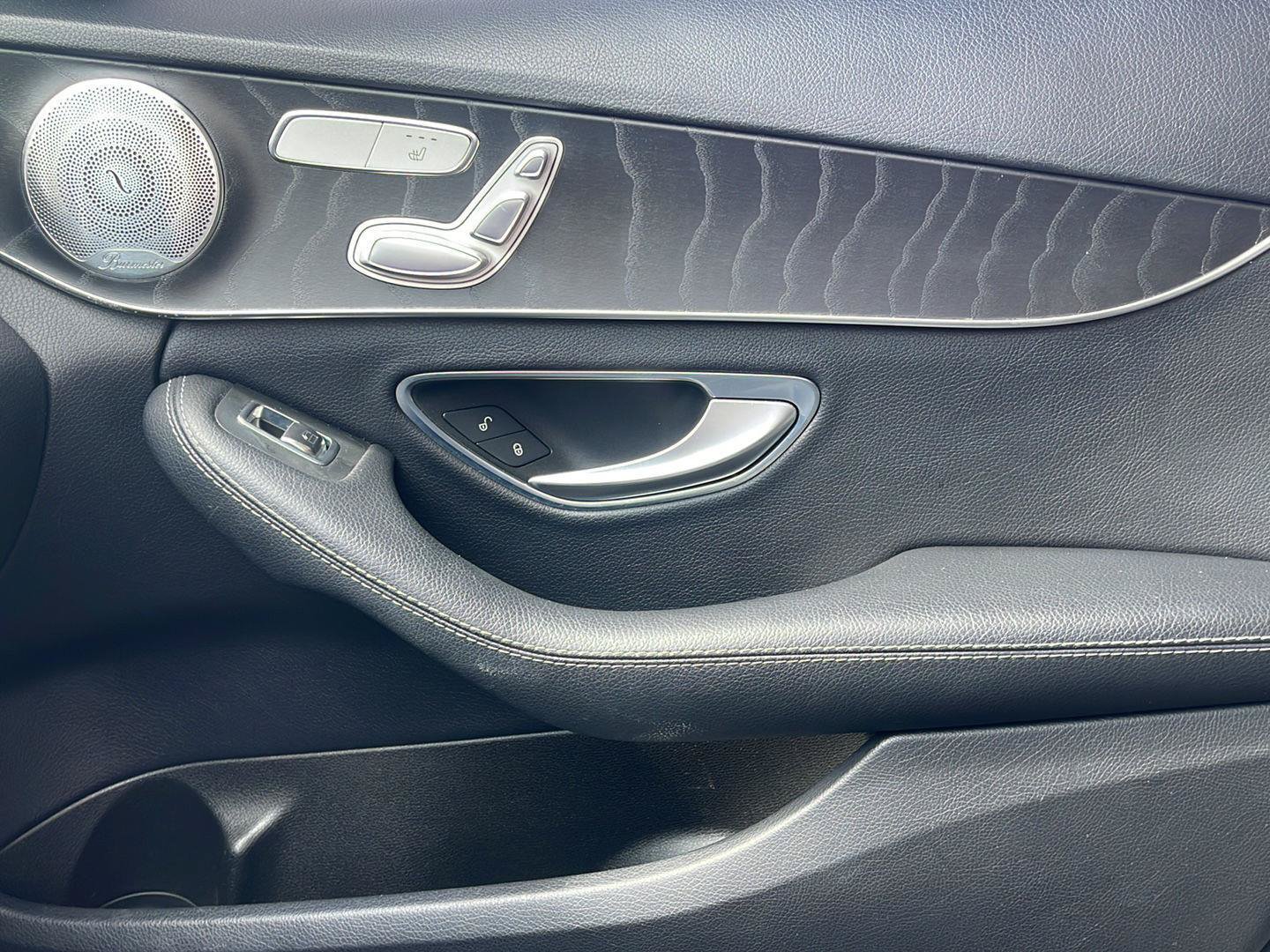 Used 2016 Mercedes-Benz C 300 4MATIC Sedan image 28