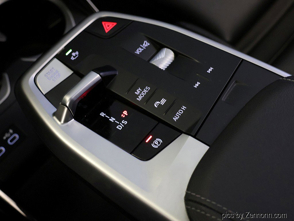 Used 2023 BMW X1 xDrive28i w/ Premium Package AWD/4WD image 25