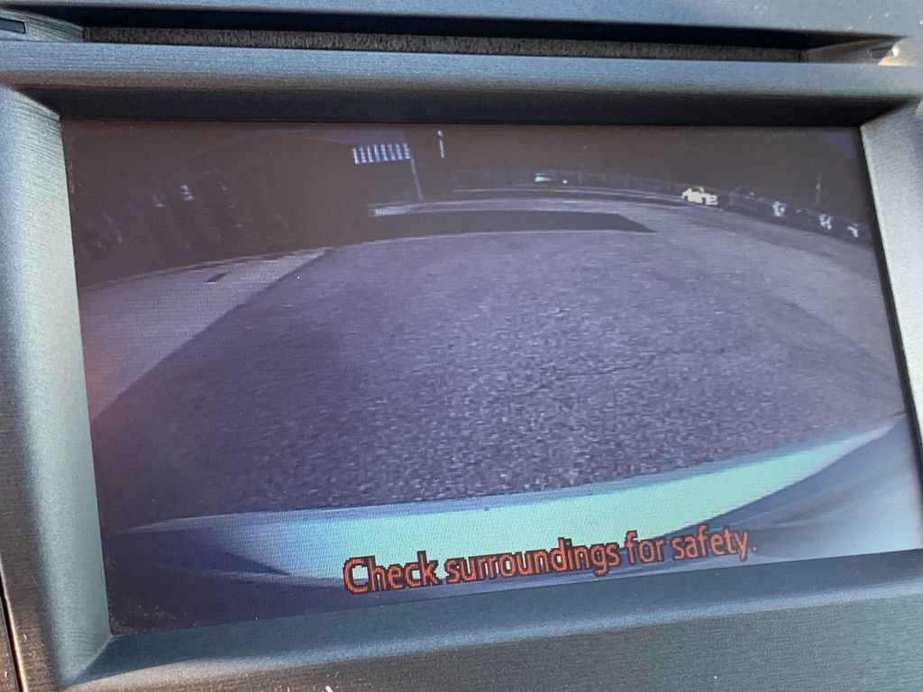 Used 2015 Toyota Prius Persona Series FWD image 22