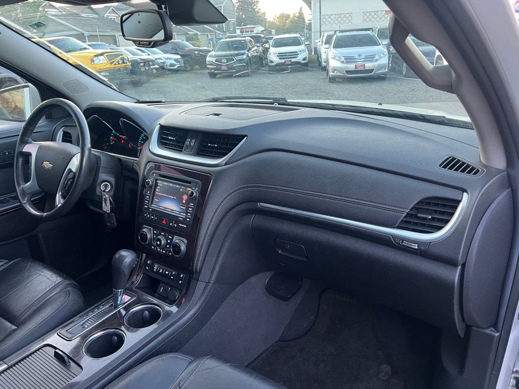 Used 2015 Chevrolet Traverse LTZ w/ LPO, 'HIT The Road' Package AWD/4WD image 21