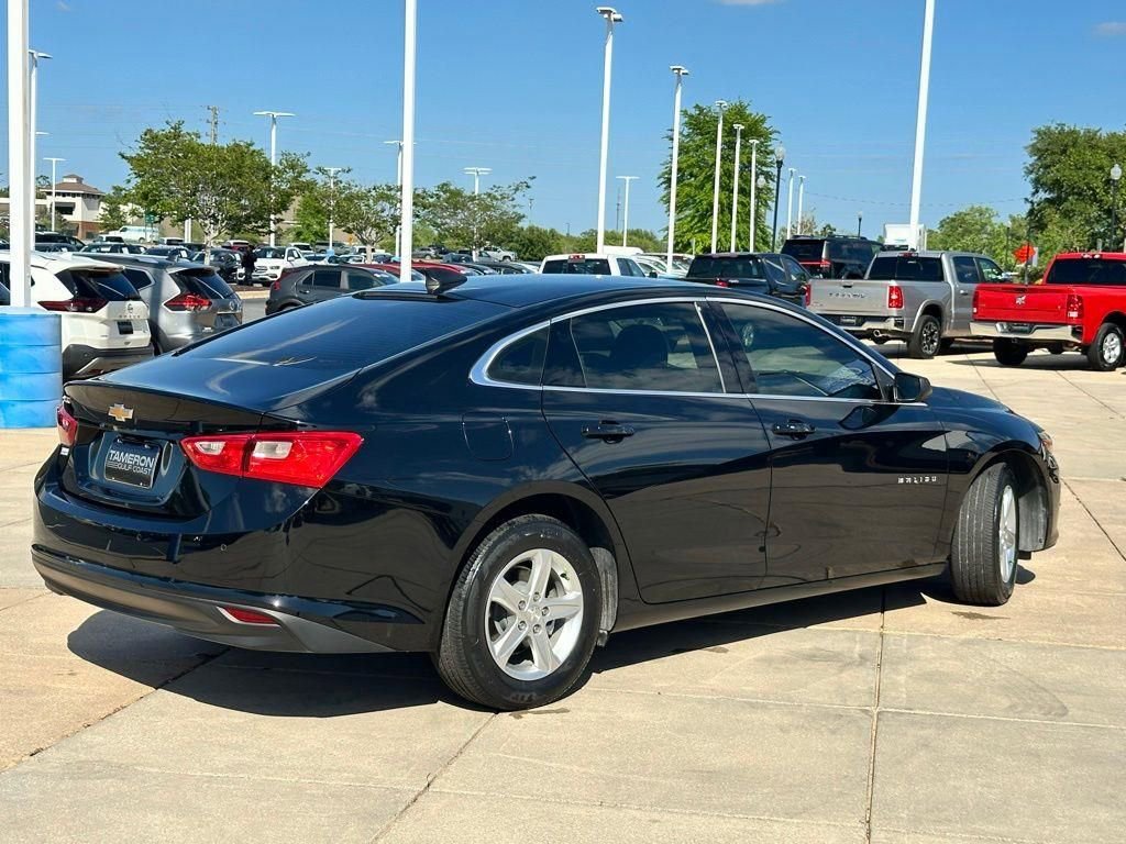 Used 2024 Chevrolet Malibu LS image 25