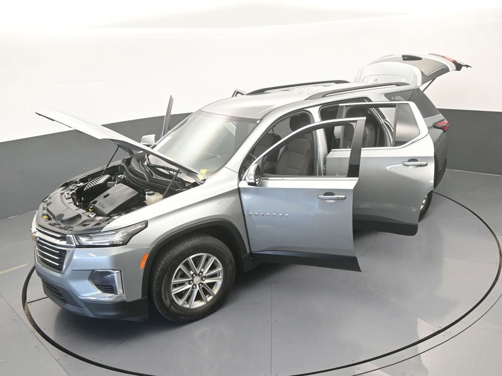 Used 2023 Chevrolet Traverse LT image 60