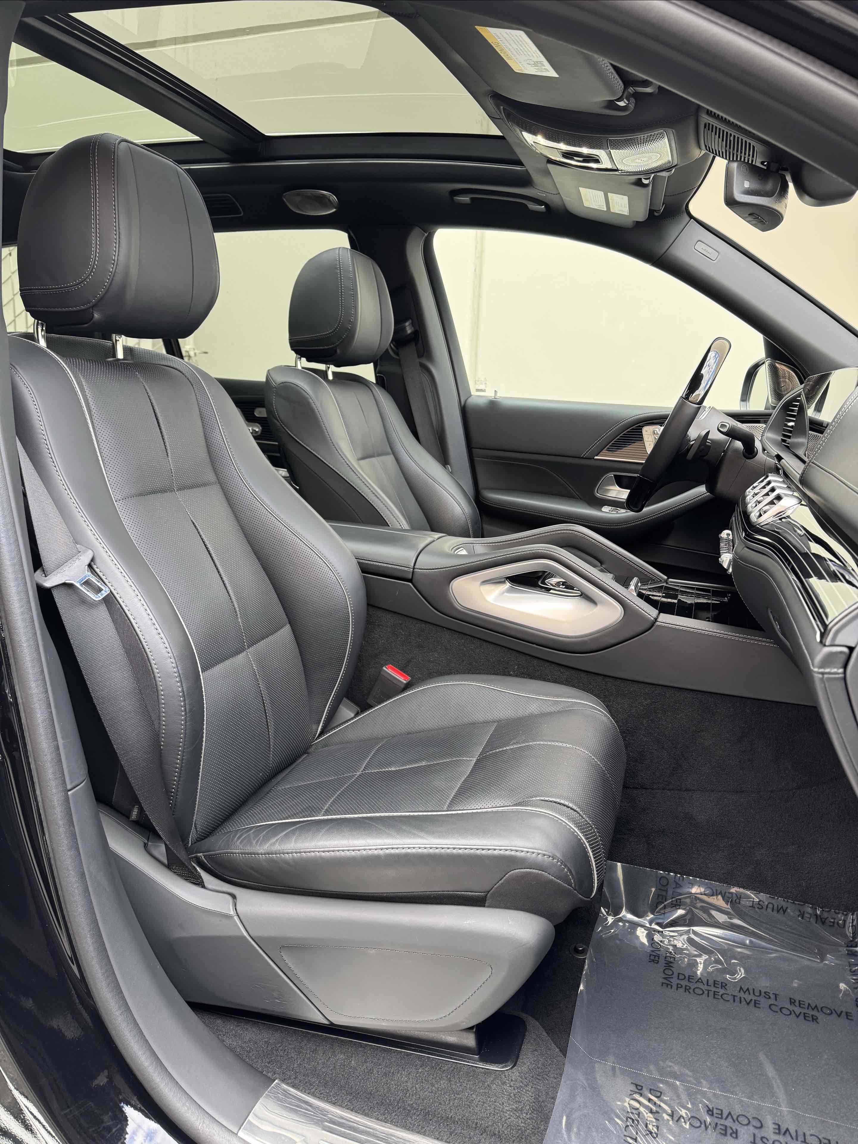 Used 2023 Mercedes-Benz Maybach GLS 600 4MATIC image 32