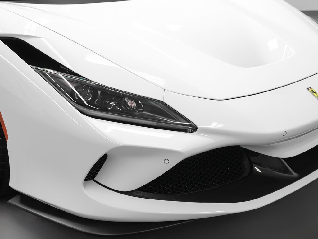 Certified 2022 Ferrari F8 Tributo RWD image 4