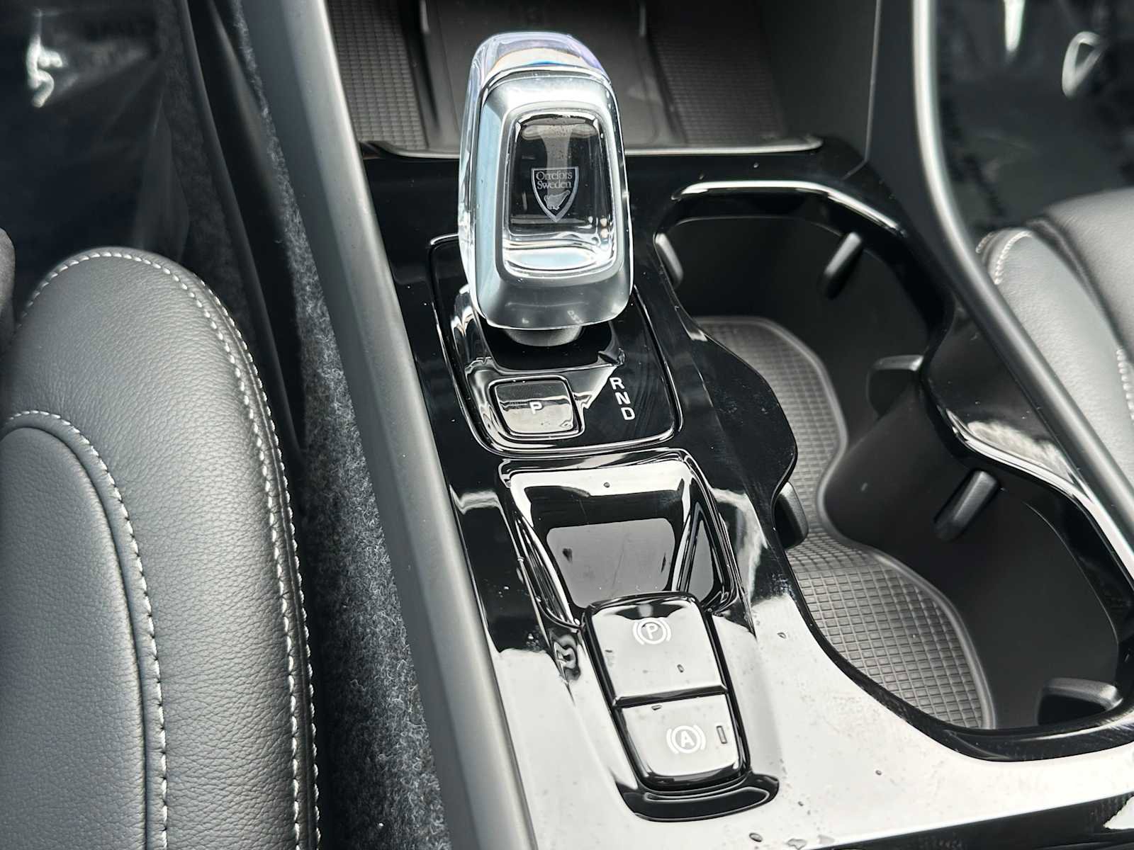 New 2026 Volvo XC40 B5 Ultra w/ Climate Package image 32