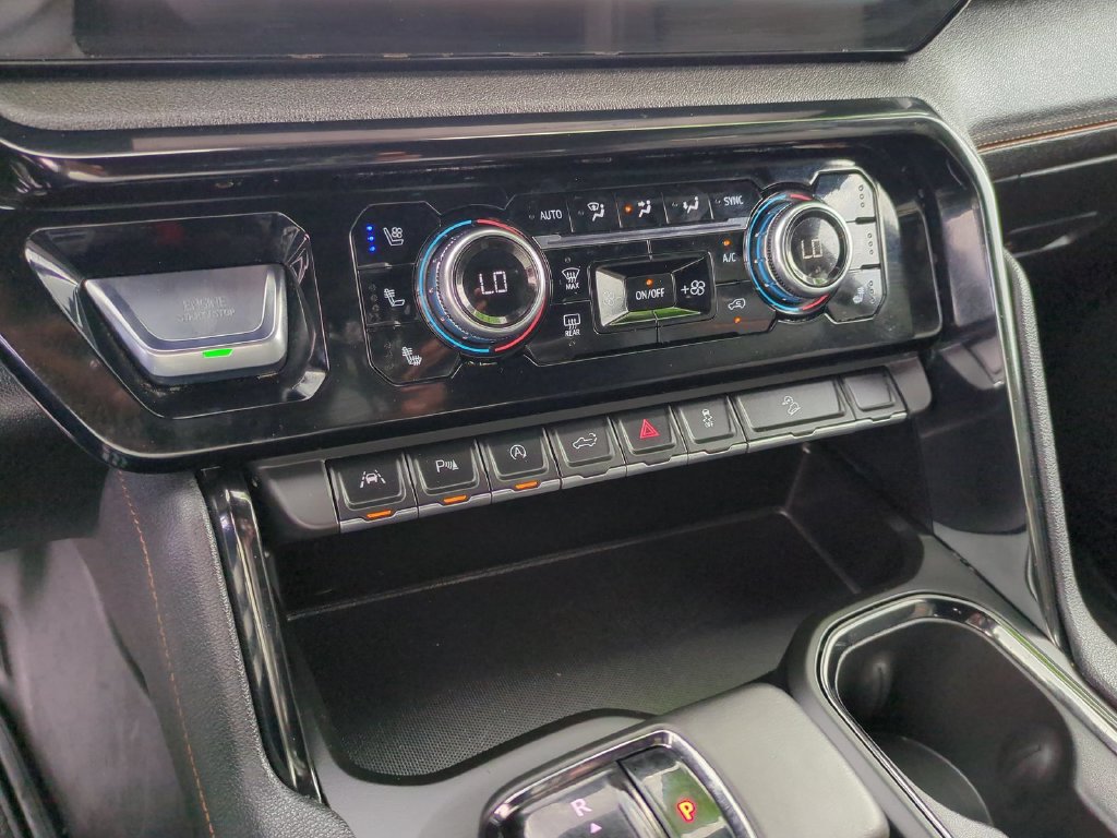 Used 2025 GMC Sierra 1500 AT4 AWD/4WD image 19