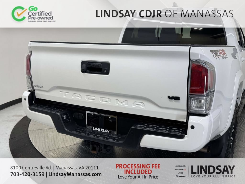 Used 2020 Toyota Tacoma TRD Sport w/ Technology Package AWD/4WD image 10