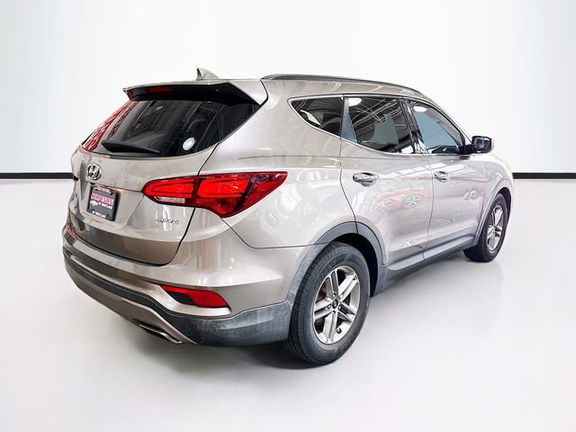 Used 2017 Hyundai Santa Fe Sport FWD image 5