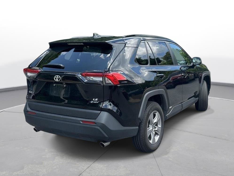 Used 2025 Toyota RAV4 LE AWD/4WD image 6