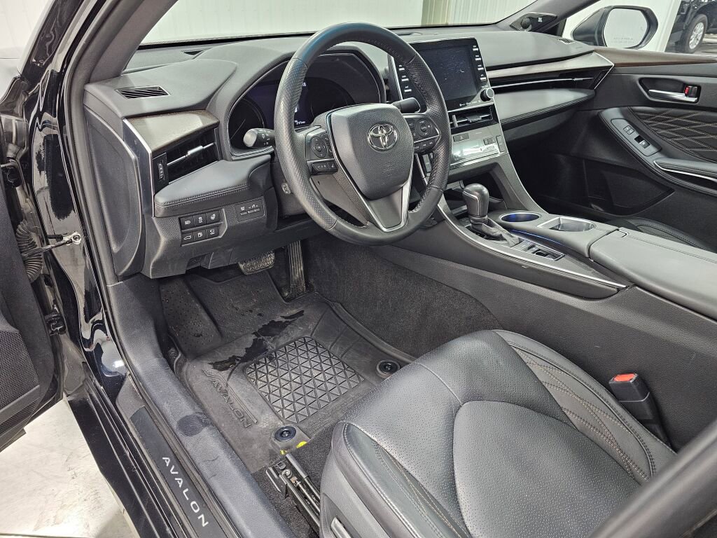 Used 2021 Toyota Avalon Limited w/ Advanced Safety Package image 22