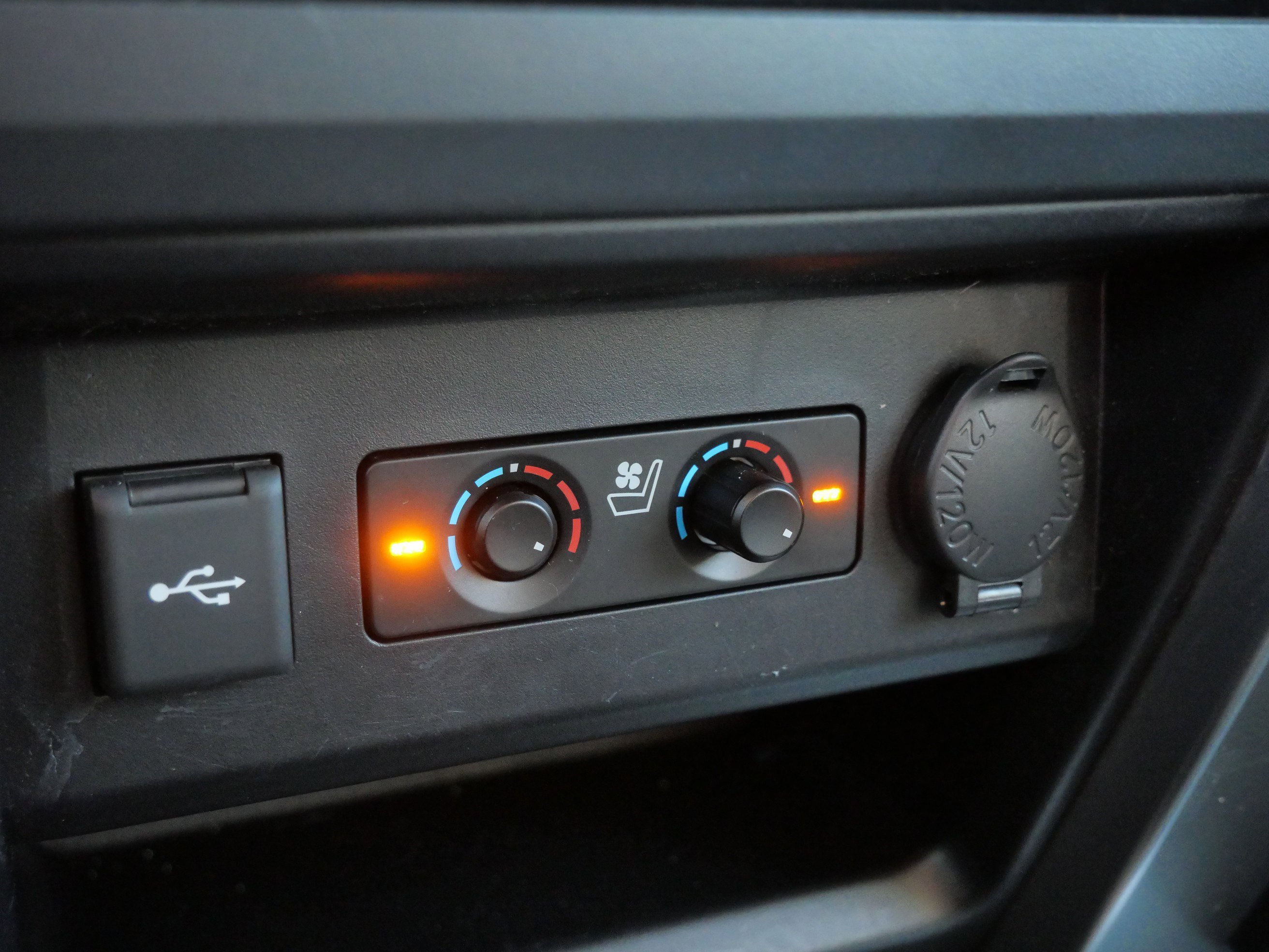 Used 2023 Toyota 4Runner Limited image 31