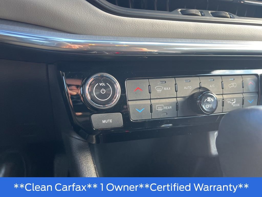 Used 2023 Jeep Compass Limited image 19