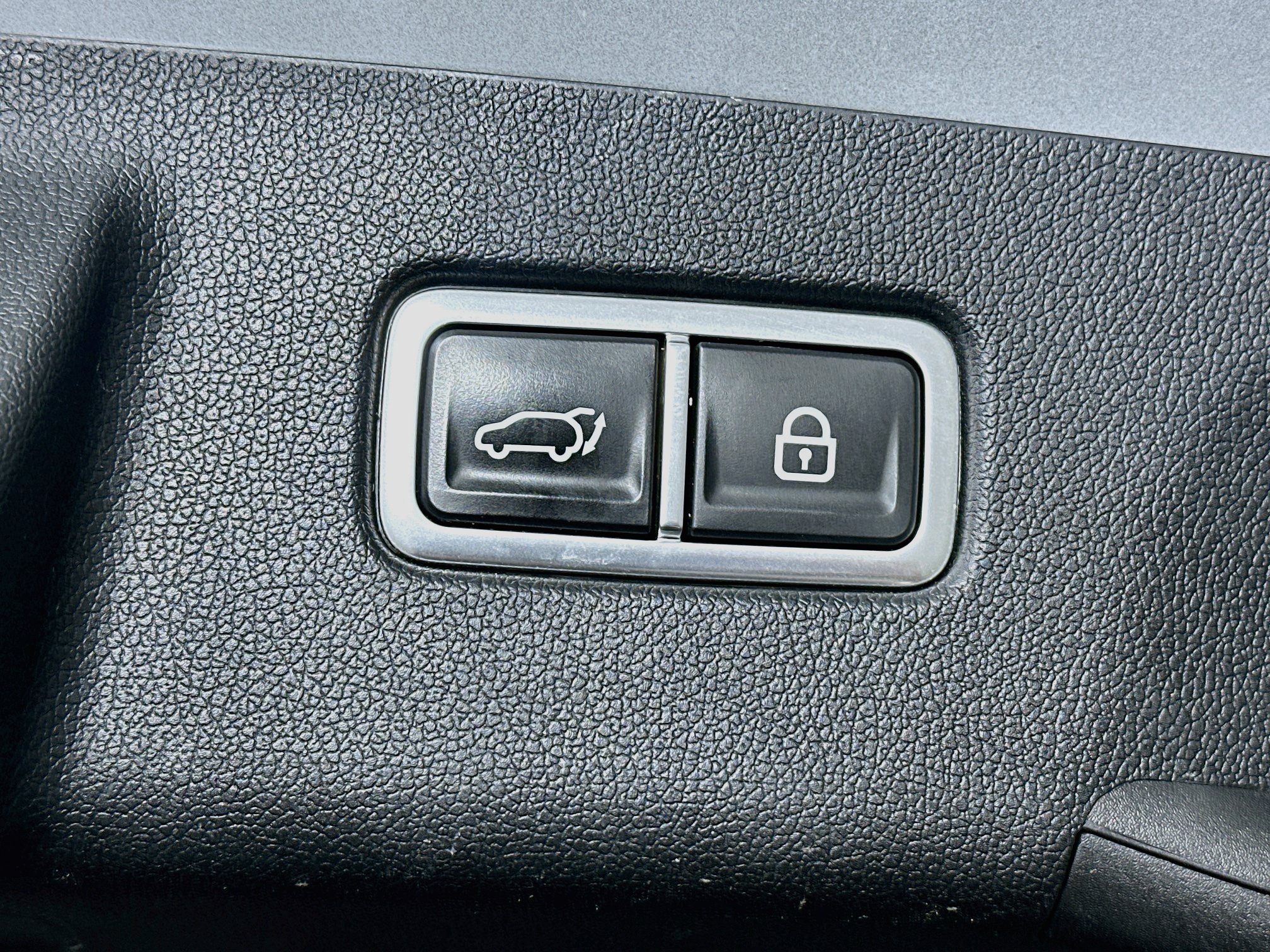 Used 2021 Kia Sorento EX AWD/4WD image 31