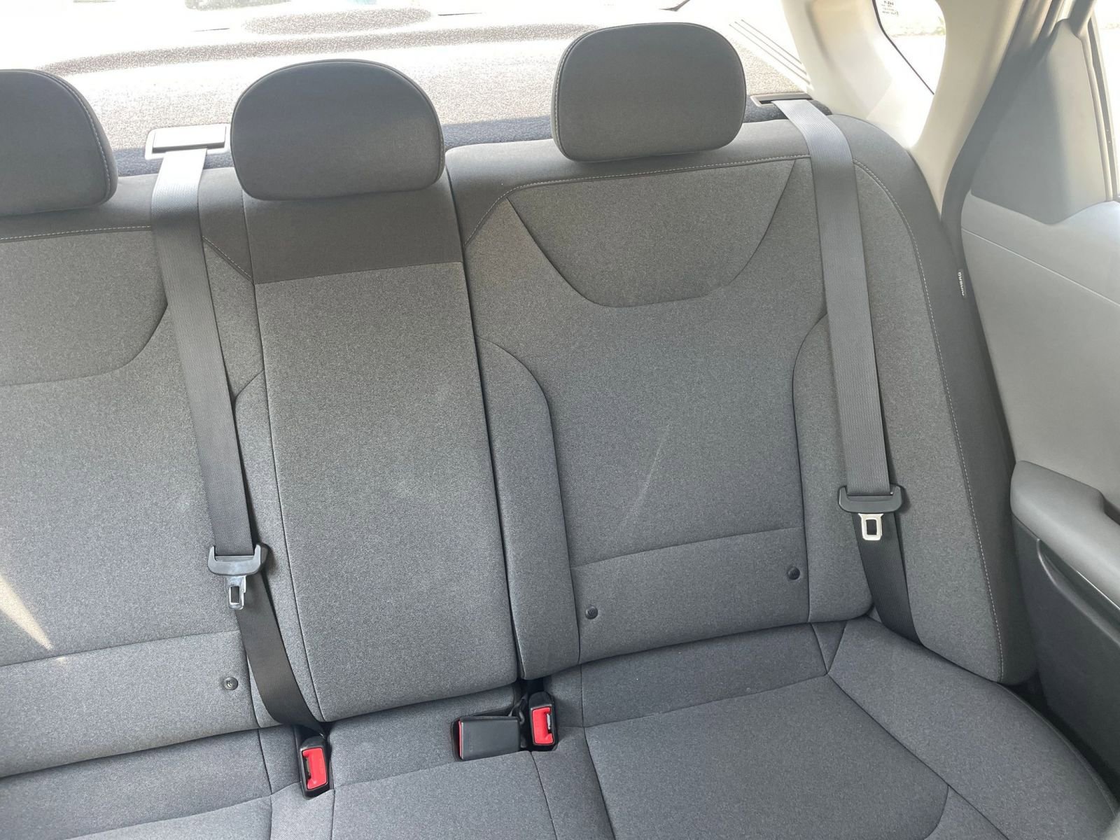 Used 2025 Kia K4 LXS image 36