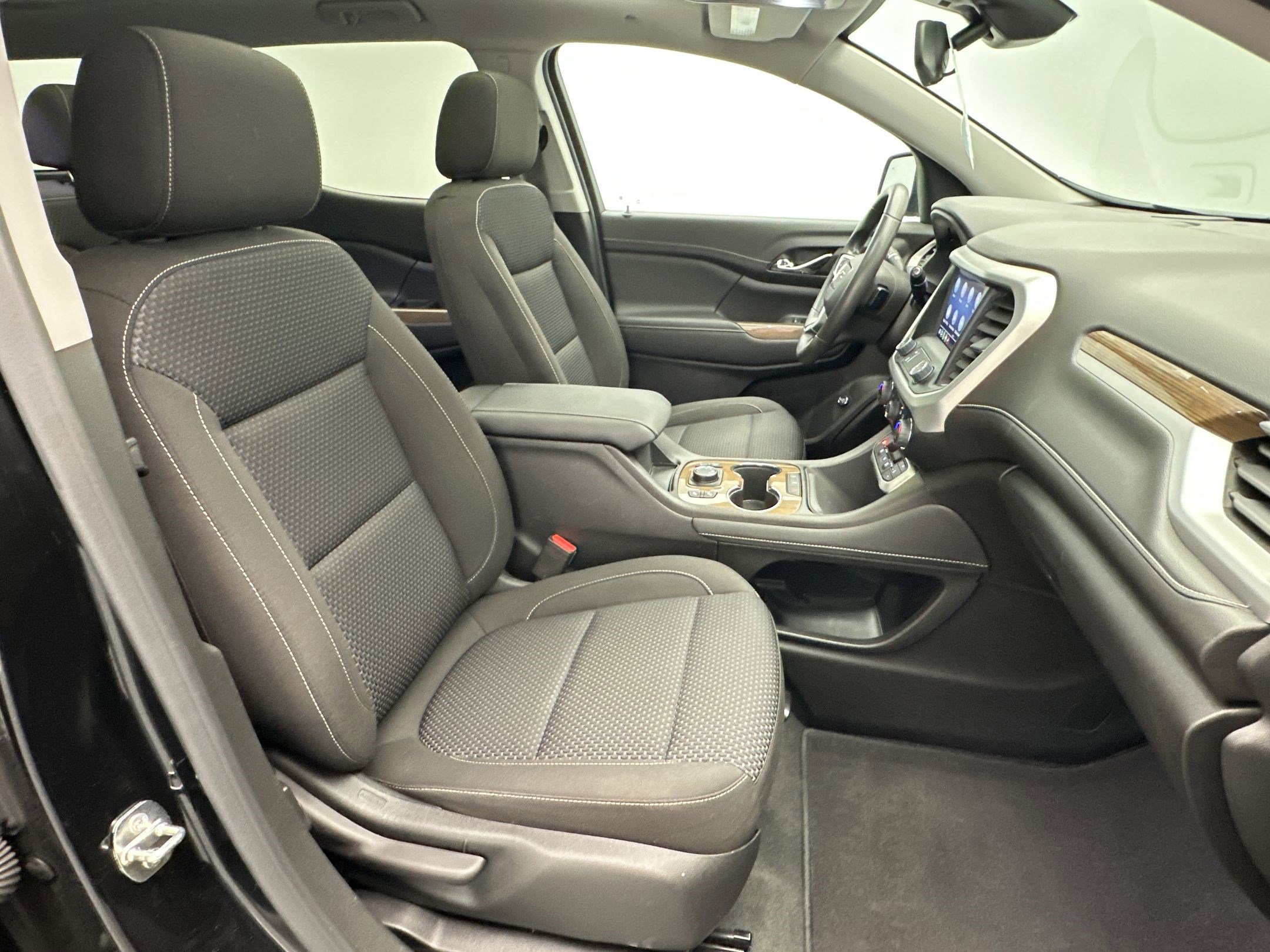 Certified 2023 GMC Acadia SLE w/ Driver Convenience Package image 29