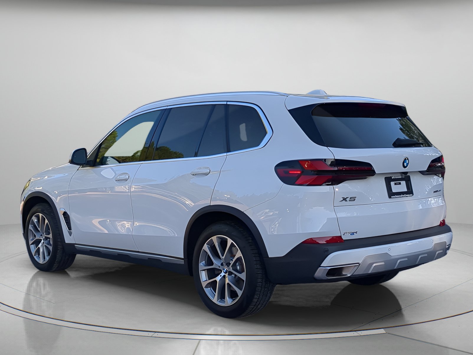 Used 2025 BMW X5 xDrive40i w/ Premium Package AWD/4WD image 42