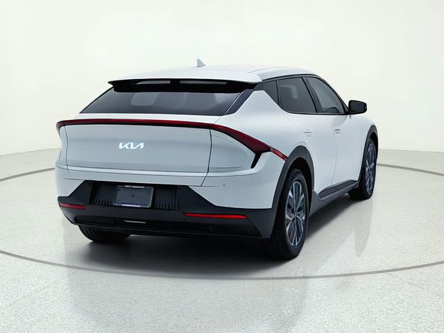 Certified 2024 Kia EV6 Light AWD/4WD image 5