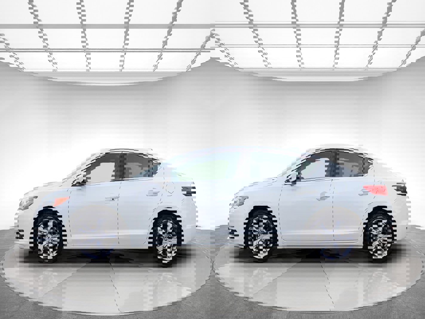 Used 2013 Acura ILX w/ Technology Package image 5