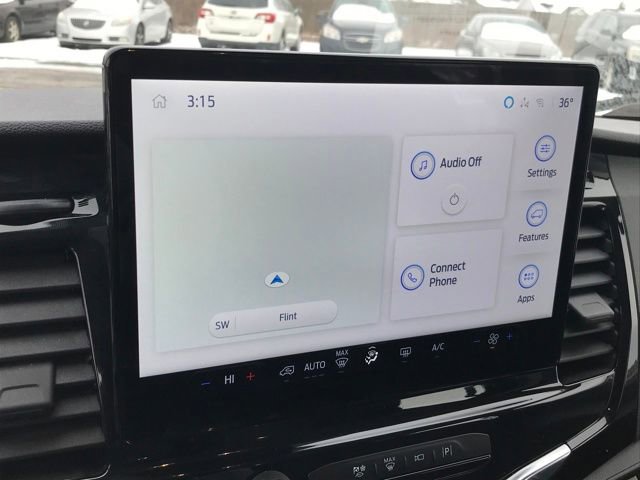 Used 2023 Ford Transit 350 XLT image 9